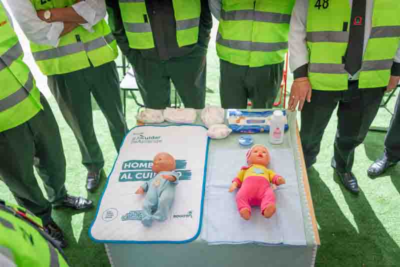 <strong>Escuela virtual Hombres al Cuidado, el espacio para aprender sobre las tareas del hogar</strong>