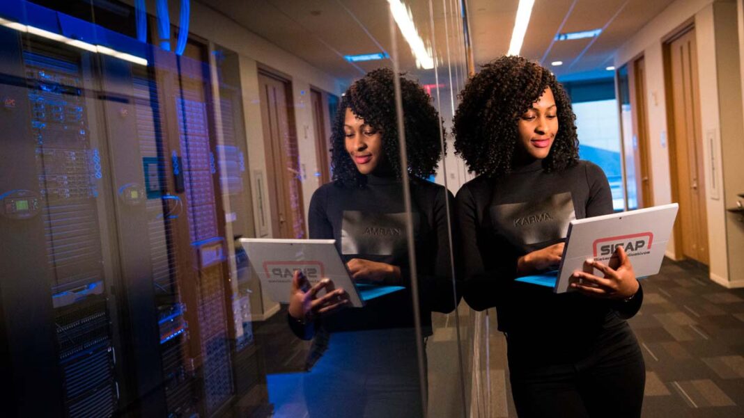 Colombia enfrenta crecientes riesgos en centros de datos y telecomunicaciones por exploits avanzados