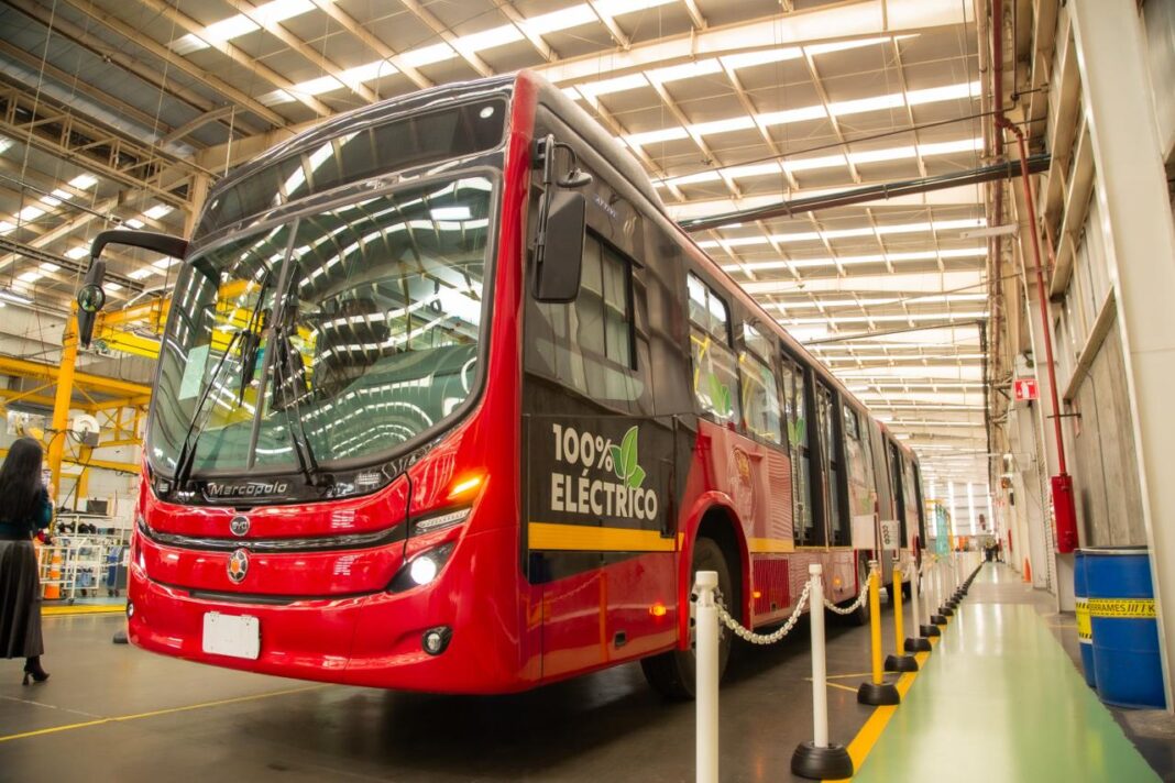 Gobierno impulsa el ensamble de buses eléctricos, el sistema del cambio que posicionará a Colombia como referente en la región