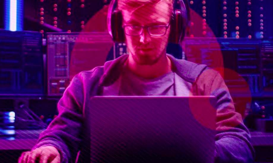 Una red global de anuncios fraudulentos pone en jaque a empresas y empleados: así operan los “Payroll Pirates”
