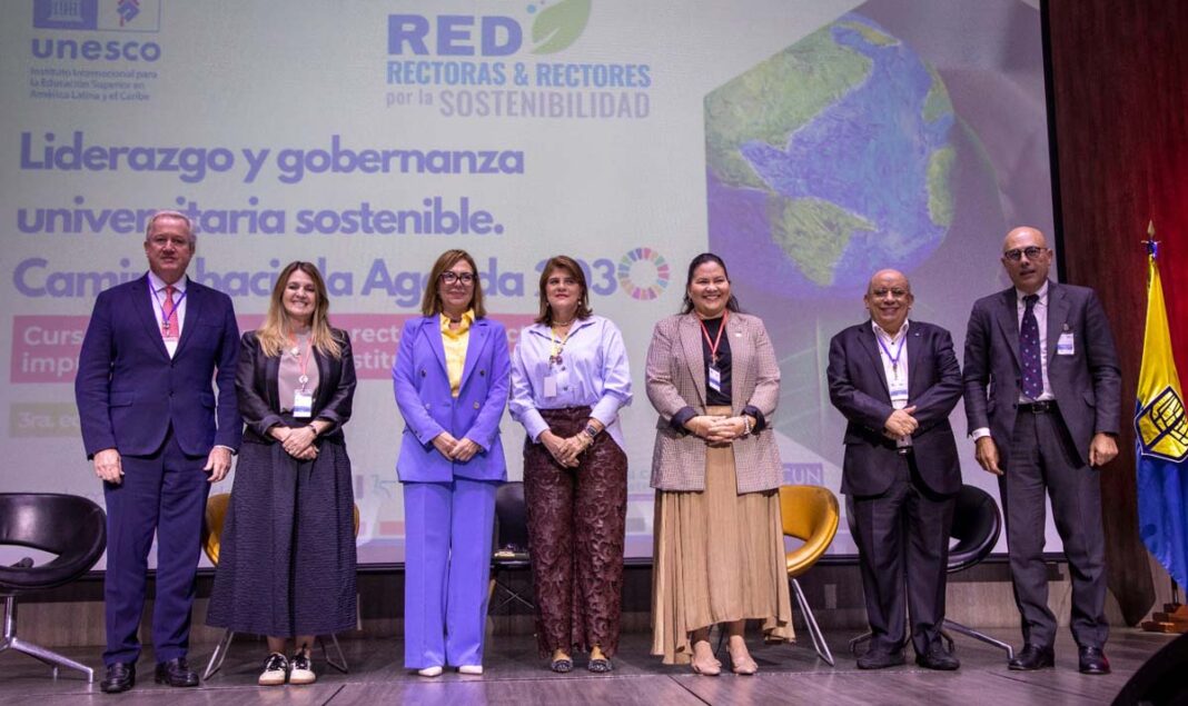 Maritza Rondón Rangel, rectora de la Universidad Cooperativa de Colombia, fue reelegida presidenta de la Organización Universitaria Interamericana (OUI)
