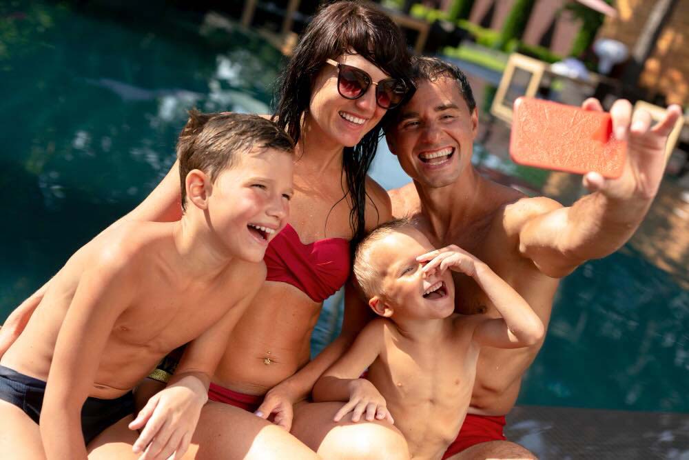 Piscina 24/7: consejos prácticos para disfrutarla más tiempo y con menos esfuerzo