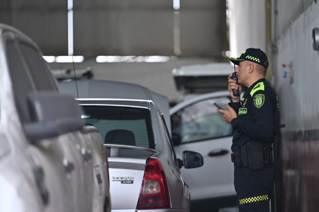 Intervención en el 7 de agosto dejó capturas, incautaciones y cierre de 10 establecimientos
