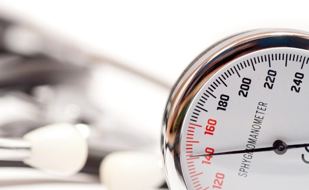 La importancia de controlar la tensión arterial para iniciar un año sin riesgos graves para la salud