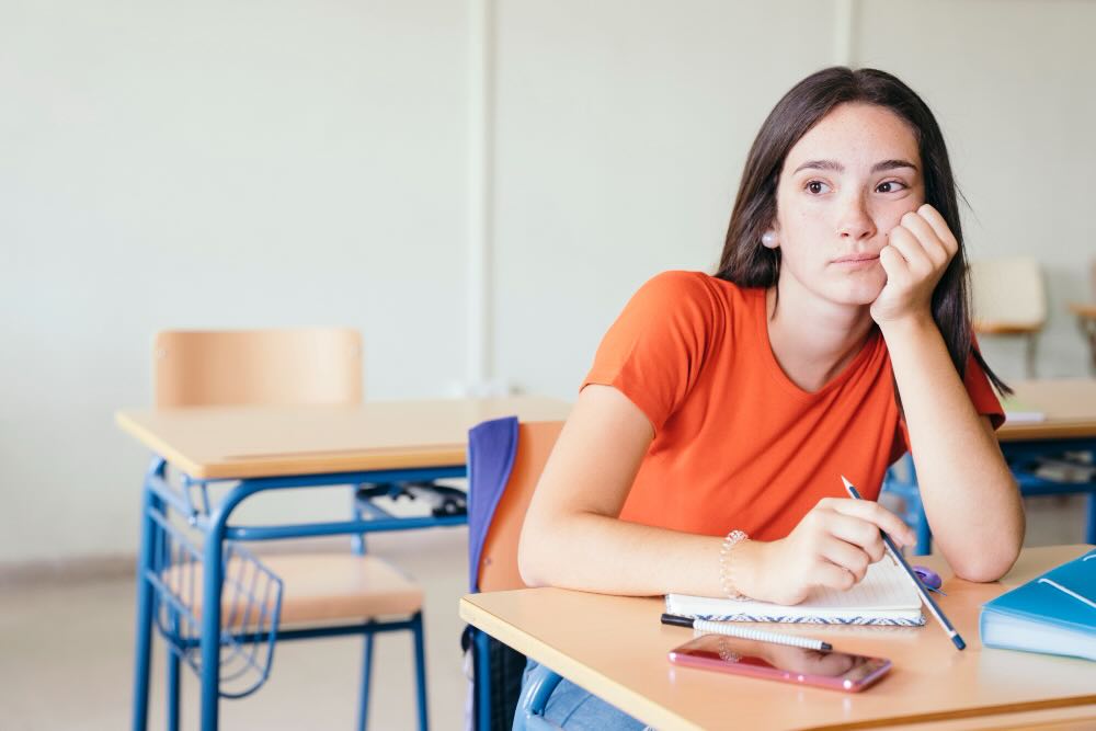 Ansiedad por regreso a clases: Experta entrega herramientas para acompañar a niñas y niños en la experiencia escolar