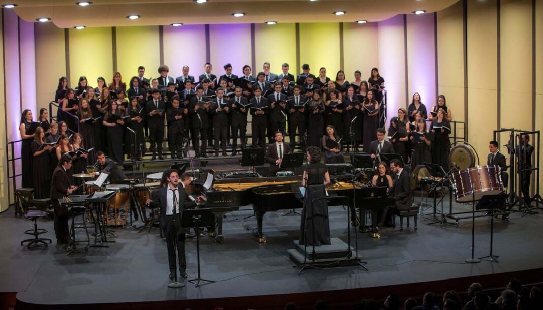 Bogotá vibrará al ritmo de Carmina Burana, regresa en una imponente versión coral, En el Teatro Cassia