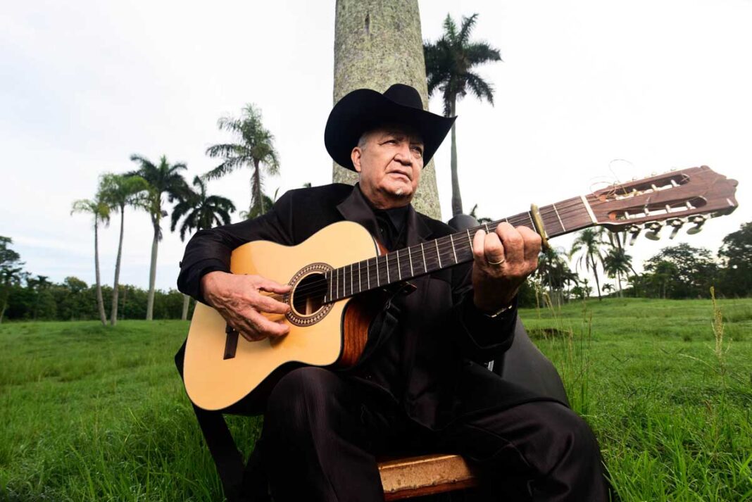 Bogotá vivirá una noche irrepetible con Eliades Ochoa Fundador de Buena Vista Social Club y Puerto Candelaria