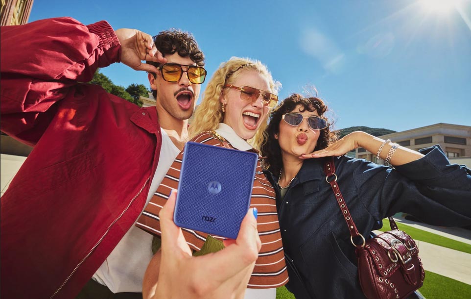 Motorola convierte la inteligencia artificial en una experiencia cotidiana con el nuevo razr 70 ultra y los moto buds 2 plus