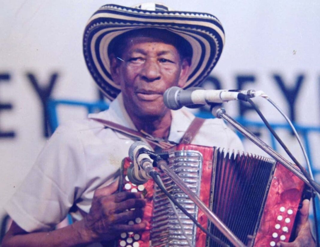 El primer Rey Vallenato Alejo Durán, siempre estuvo marcado por el número nueve