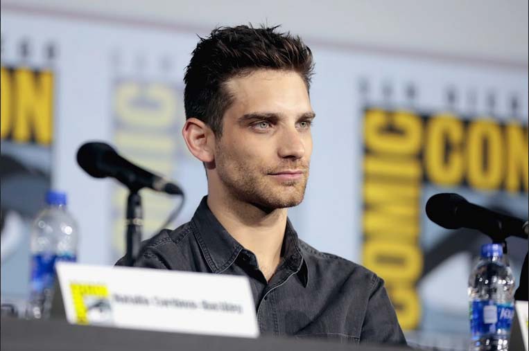Jeff Ward, el actor que interpreta a Buggy En One Piece, llega a Comic Con Colombia 2026