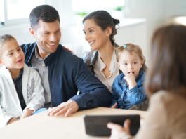 Ahorrar ya no es lo que sobra: el desafío financiero que enfrentan millones de padres colombianos