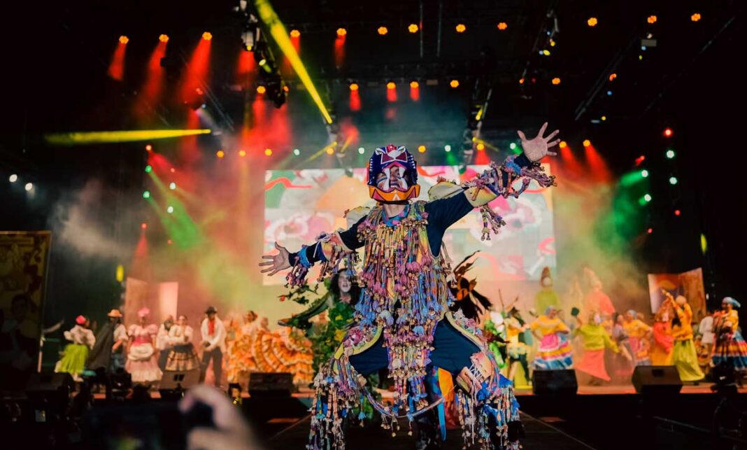 El festival folclórico colombiano llega a Bogotá con un espectáculo majestuoso