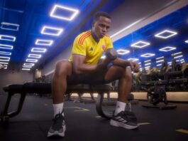 La camiseta se suda antes de ponérsela”: la nueva campaña de Smart Fit protagonizada por Jhon Arias