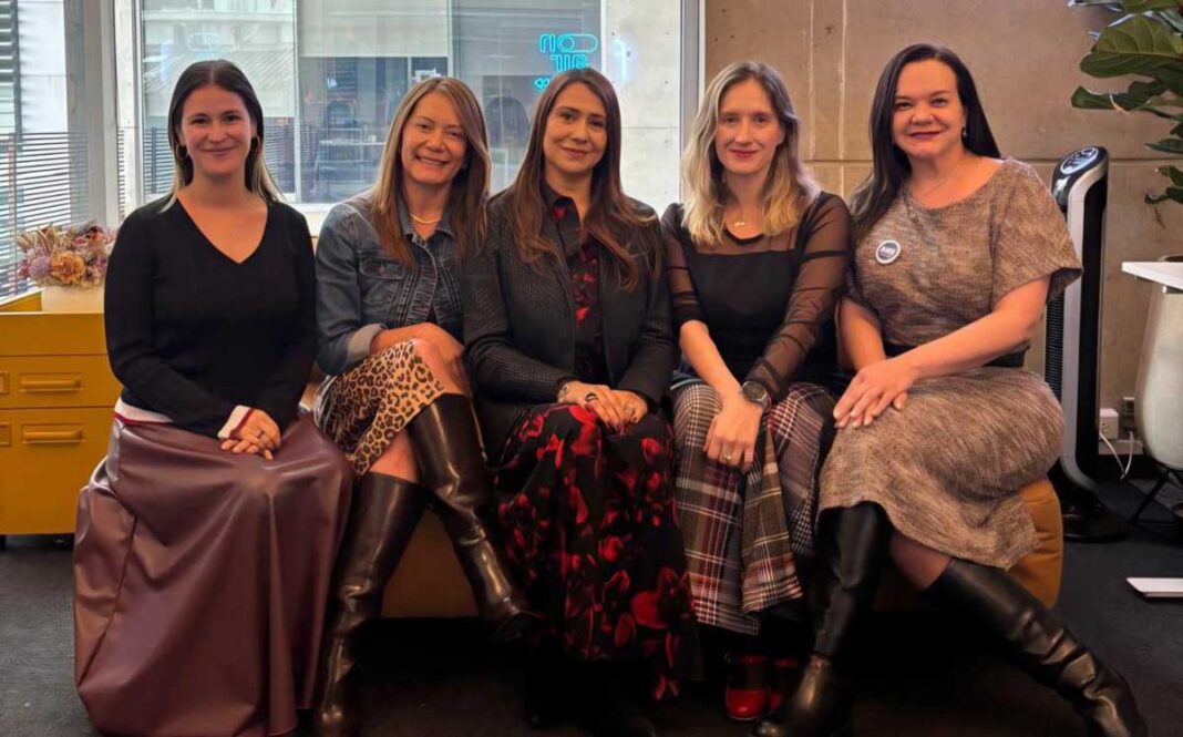 Tres comunidades de mujeres en tecnología presentan una agenda nacional de género y tecnología
