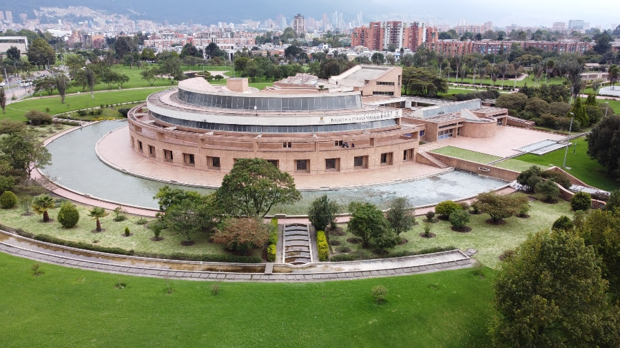 BibloRed celebra sus 25 años con ‘LEO en Bogotá: lecturas a cielo abierto’