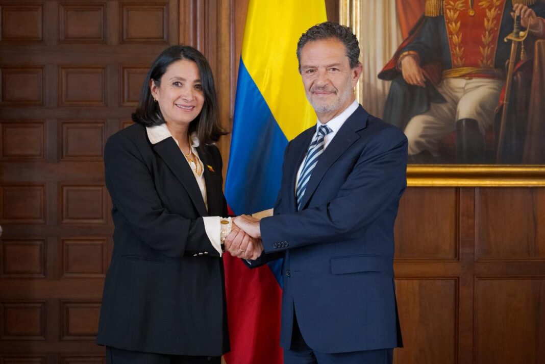 Cancillería pone la diplomacia colombiana al servicio de la ciencia y la tecnología