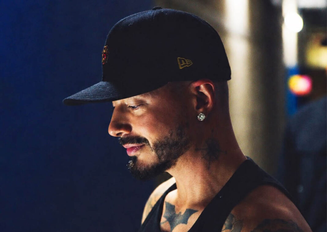 New Era celebra el arte y la cultura con el lanzamiento de su colaboración con J Balvin y Ryan Castro en Bogotá
